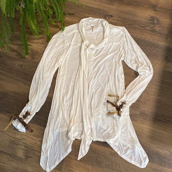 Free People || ‘Bridgette’ Tunic Top Dress Ivory Tie Neck, Lace Up Sleeve - Picture 5 of 11